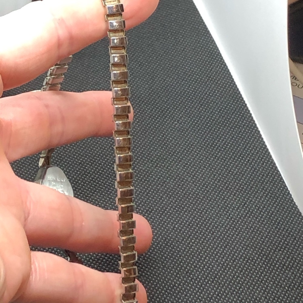 Sharp Watch - image 7